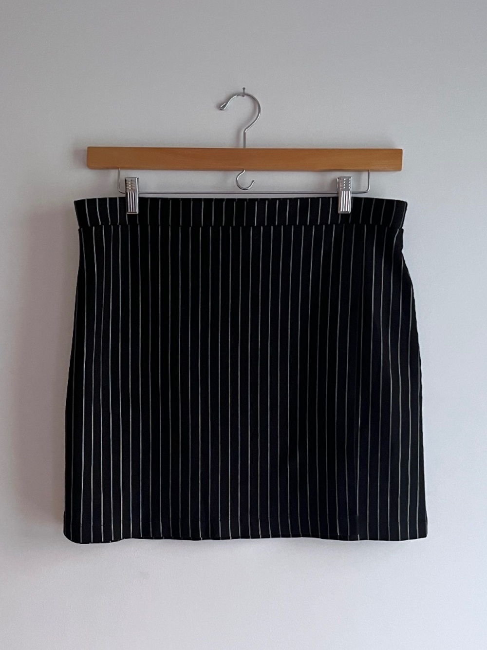 Made in Canada pinstripe mini wrap skirt - Size 2XL